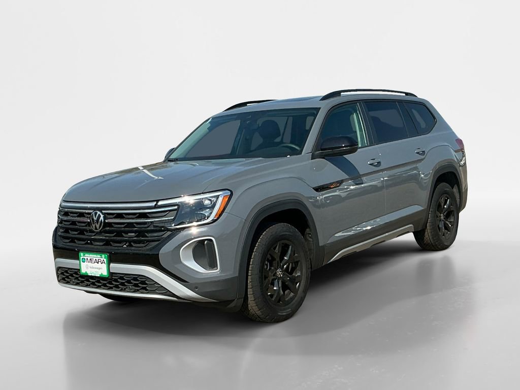 New 2025 Volkswagen Atlas Peak Edition SE
