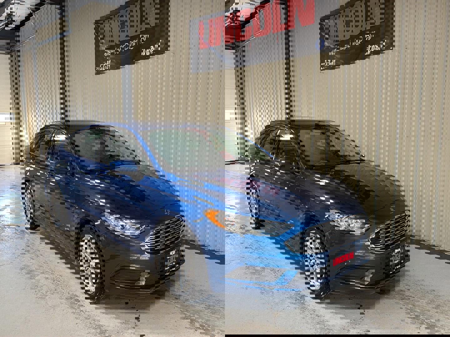 Used 2018 Ford Fusion S image 4