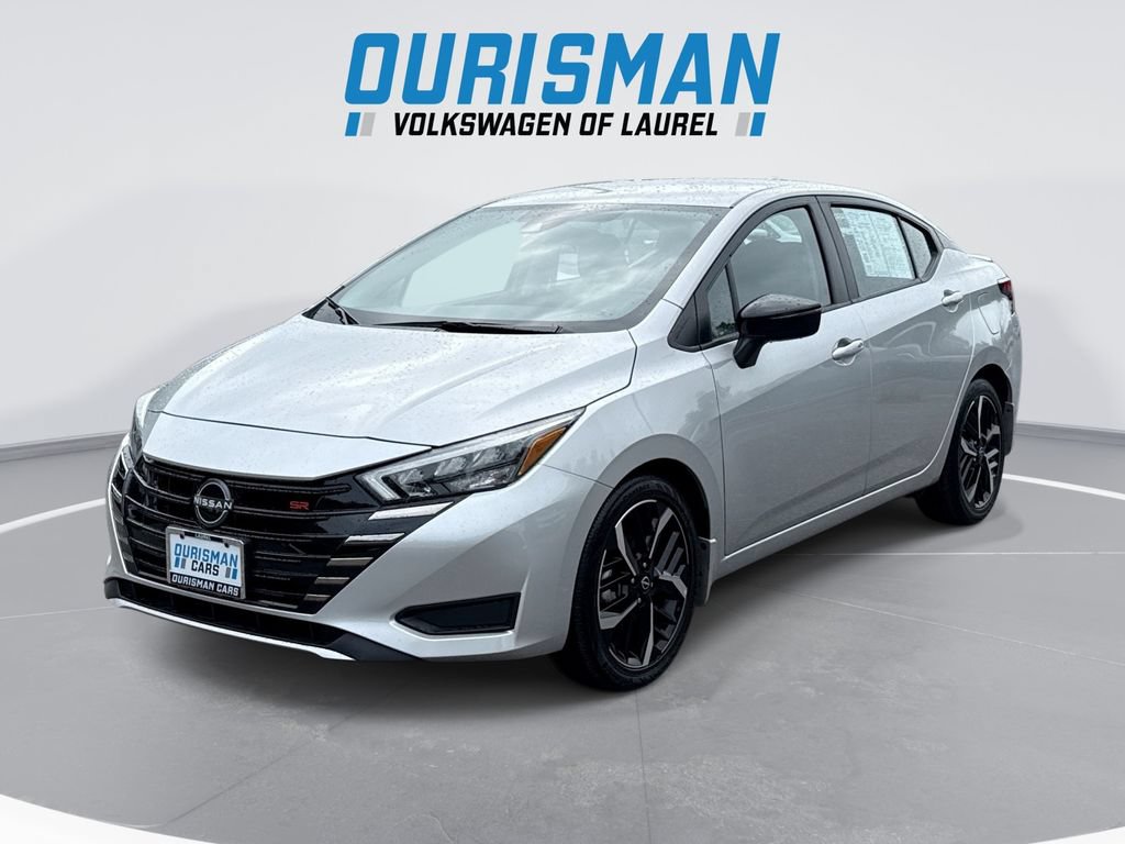 Used 2025 Nissan Versa SR w/ Trunk Package FWD image 1