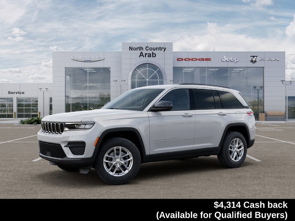 New 2026 Jeep Grand Cherokee Laredo AWD/4WD image 3