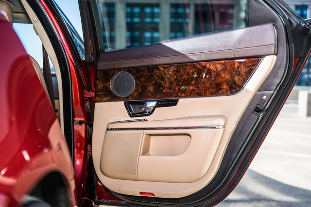 Used 2012 Jaguar XJ RWD image 41