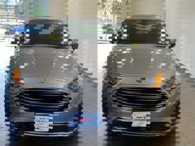 Certified 2020 Ford Fusion SE image 3
