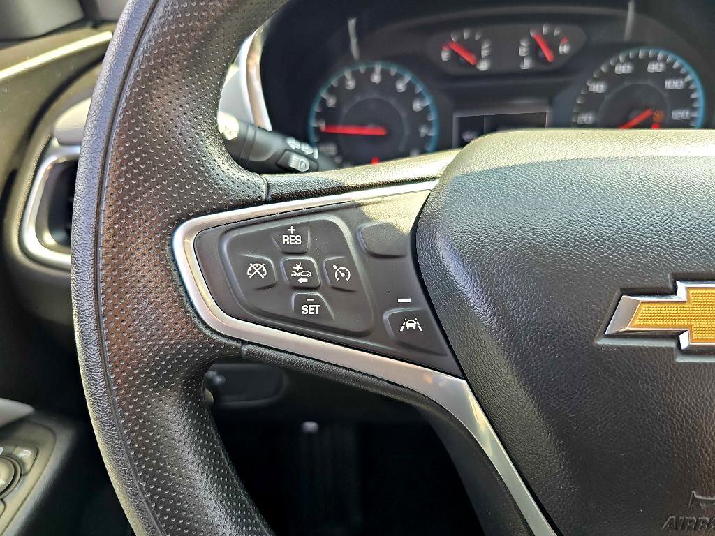 Used 2022 Chevrolet Equinox LS image 23