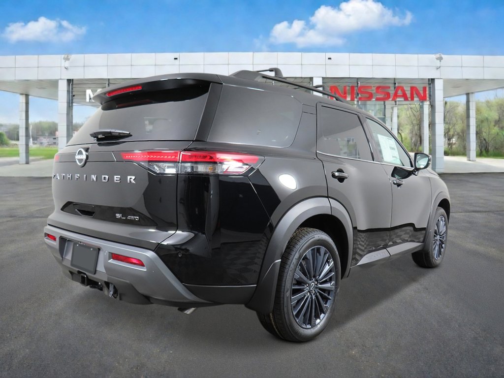 New 2026 Nissan Pathfinder SL image 5
