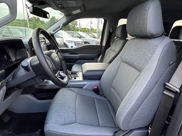 New 2025 Ford F150 Lightning XLT image 10