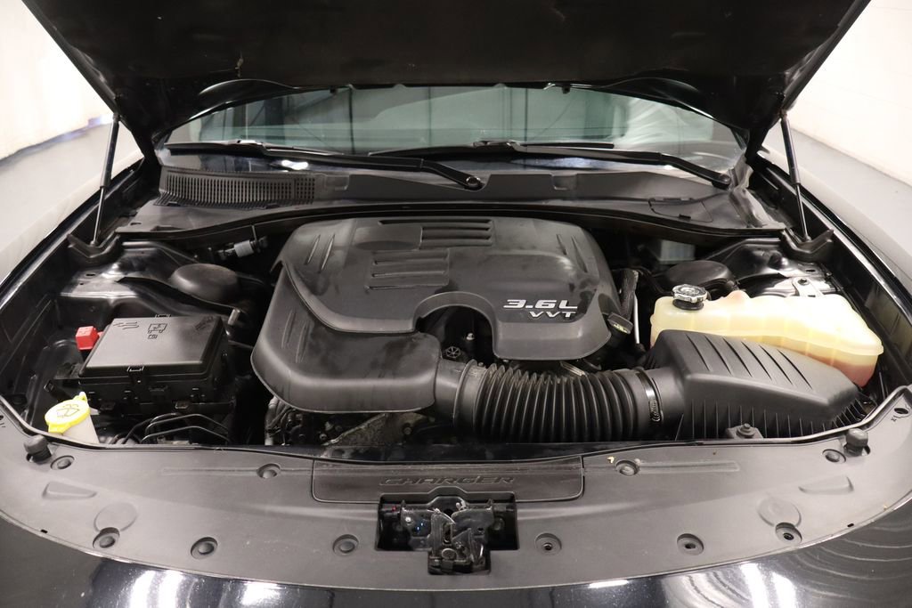 Certified 2021 Dodge Charger GT w/ Blacktop Package RWD image 21