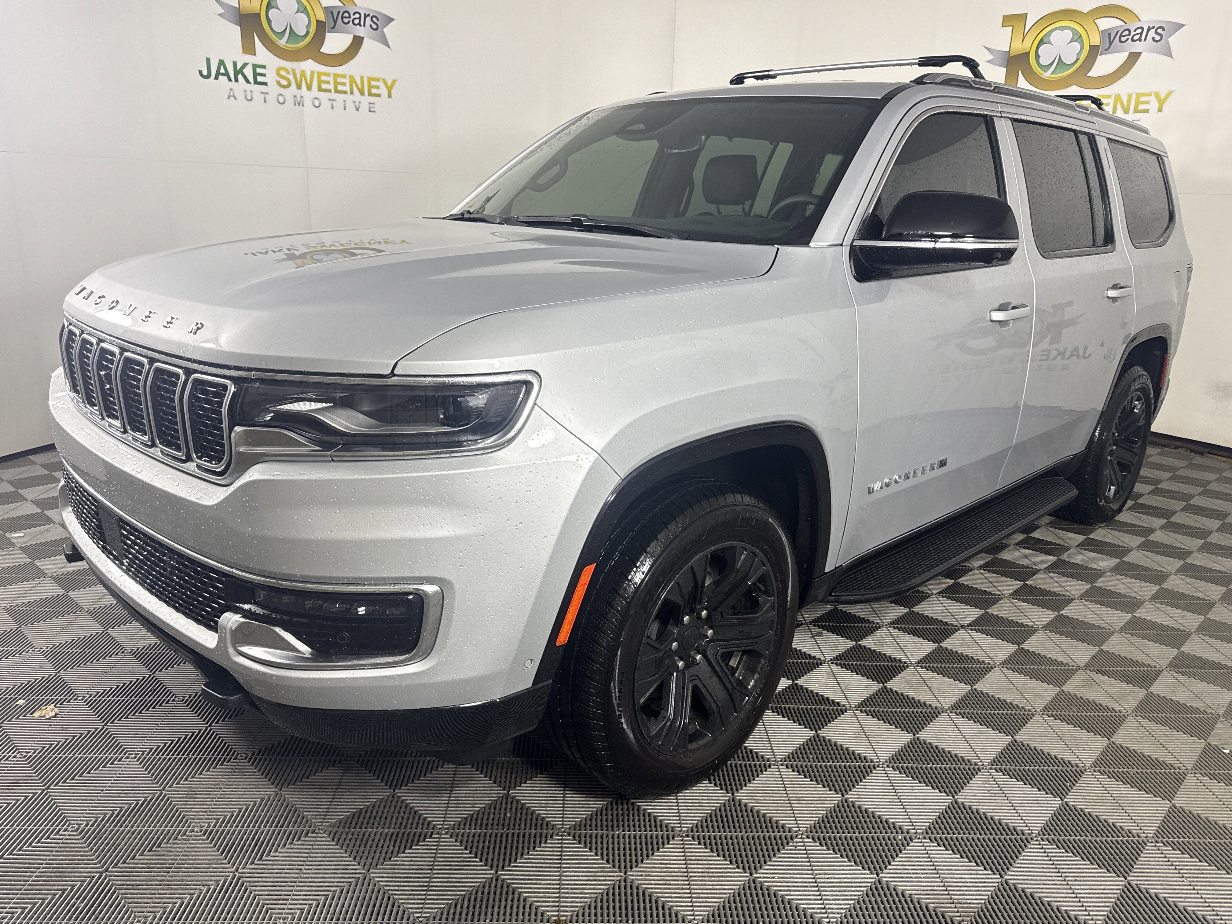 New 2025 Jeep Wagoneer 4WD w/ Convenience Group I image 4