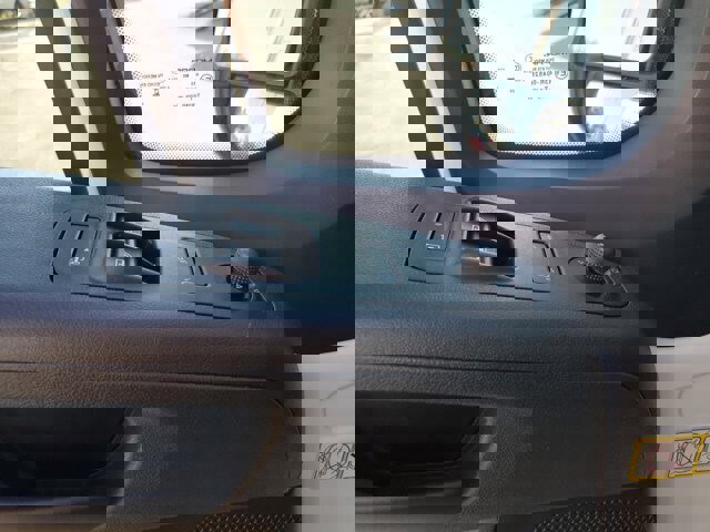 Used 2024 RAM ProMaster 2500 w/ Convenience Group image 22