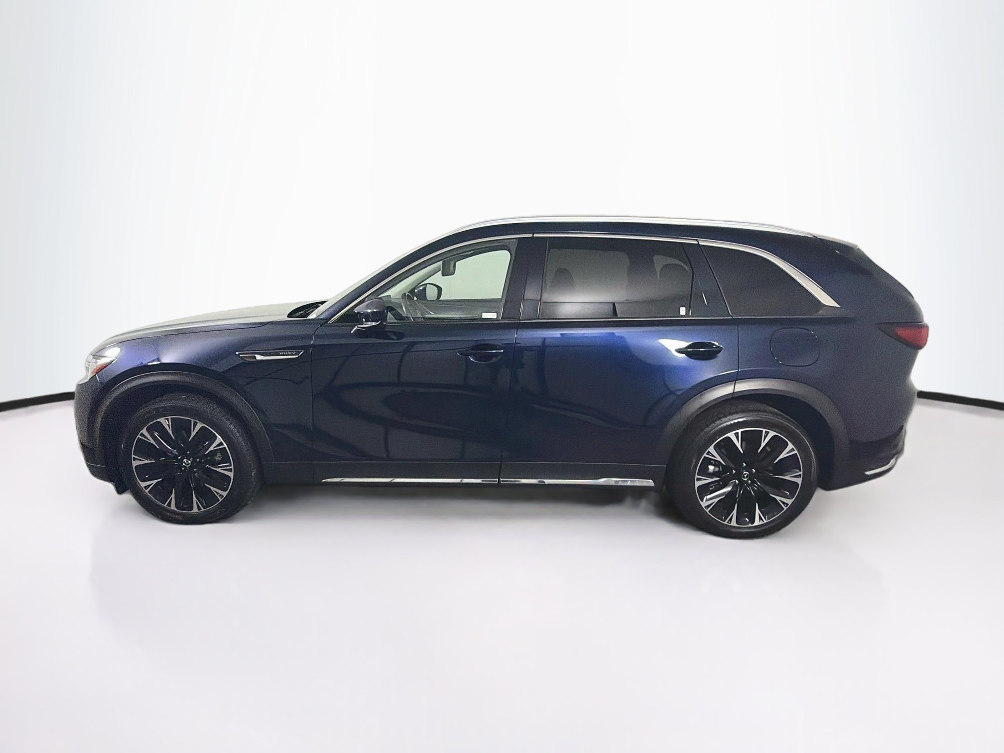 Used 2024 MAZDA CX-90 Plug-In Hybrid w/ Premium Pkg AWD/4WD image 4