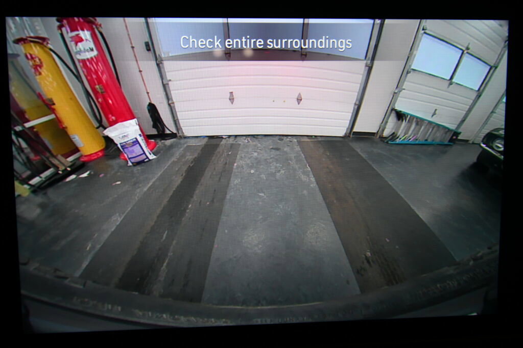 Used 2025 Jeep Wrangler Sport S image 18