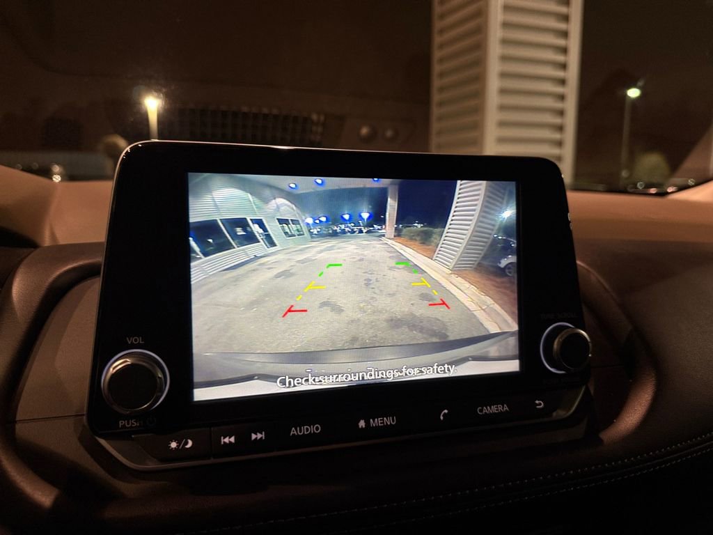 Used 2023 Nissan Rogue SV w/ SV Premium B Package image 22