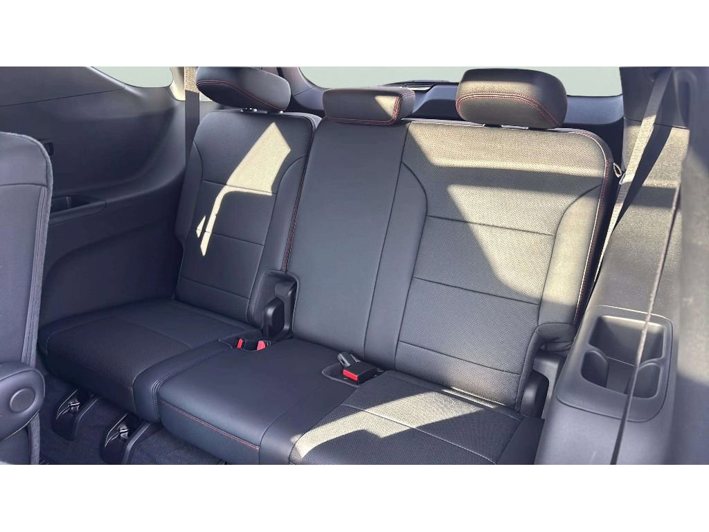Used 2024 Chevrolet Traverse RS w/ LPO, Floor Liner Package image 14