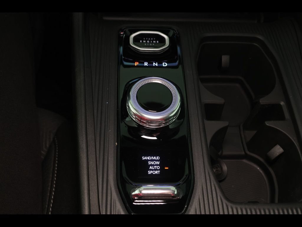 New 2026 Jeep Cherokee Laredo AWD/4WD image 11