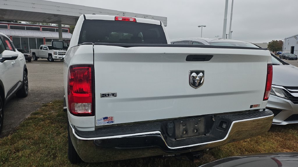 Used 2019 RAM 1500 Classic SLT RWD image 3