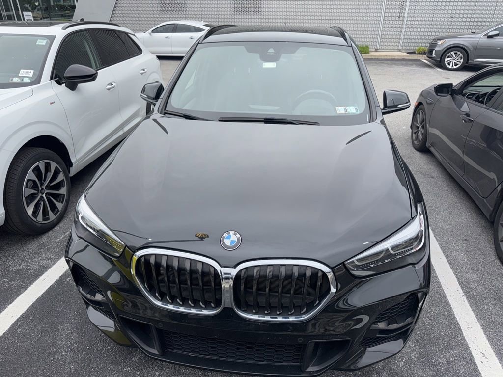 Used 2020 BMW X1 xDrive28i w/ Premium Package AWD/4WD image 3
