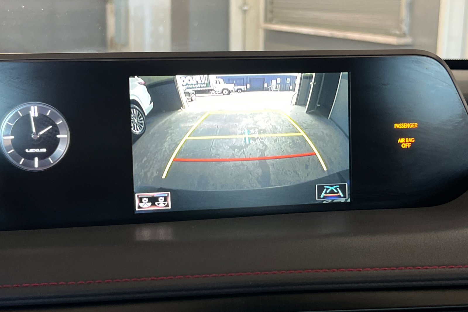 Used 2019 Lexus UX 250h F Sport w/ F Sport Premium Package AWD/4WD image 21