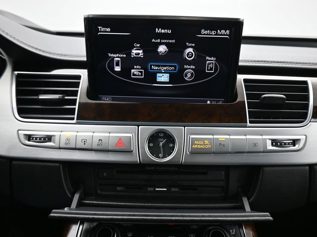 Used 2015 Audi A8 4.0T w/ Premium Package image 25