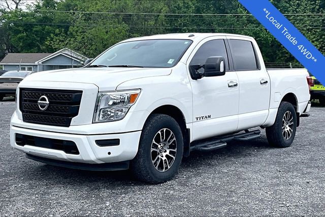 Used 2021 Nissan Titan SV w/ SV Convenience Package AWD/4WD image 3