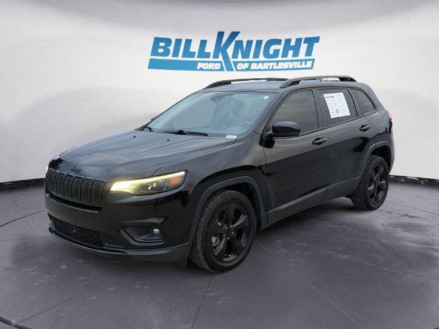 Used 2021 Jeep Cherokee Latitude Plus FWD image 1