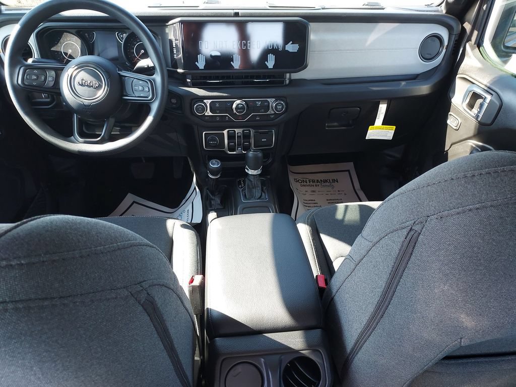 New 2026 Jeep Gladiator Sport AWD/4WD image 10