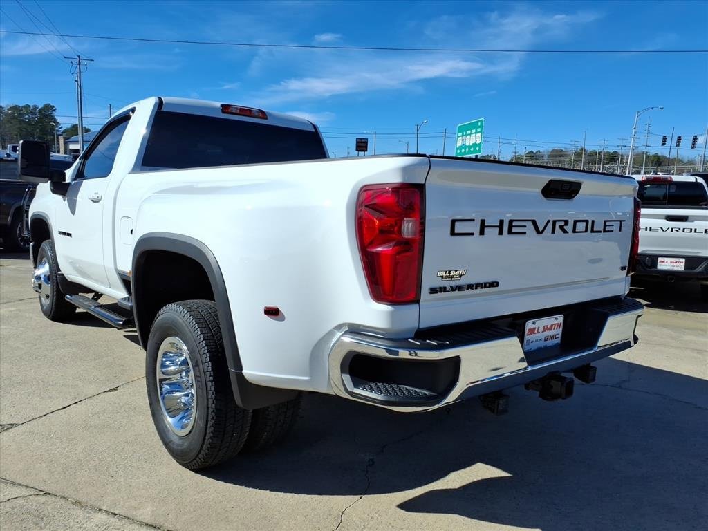 Used 2025 Chevrolet Silverado 3500 LT image 5