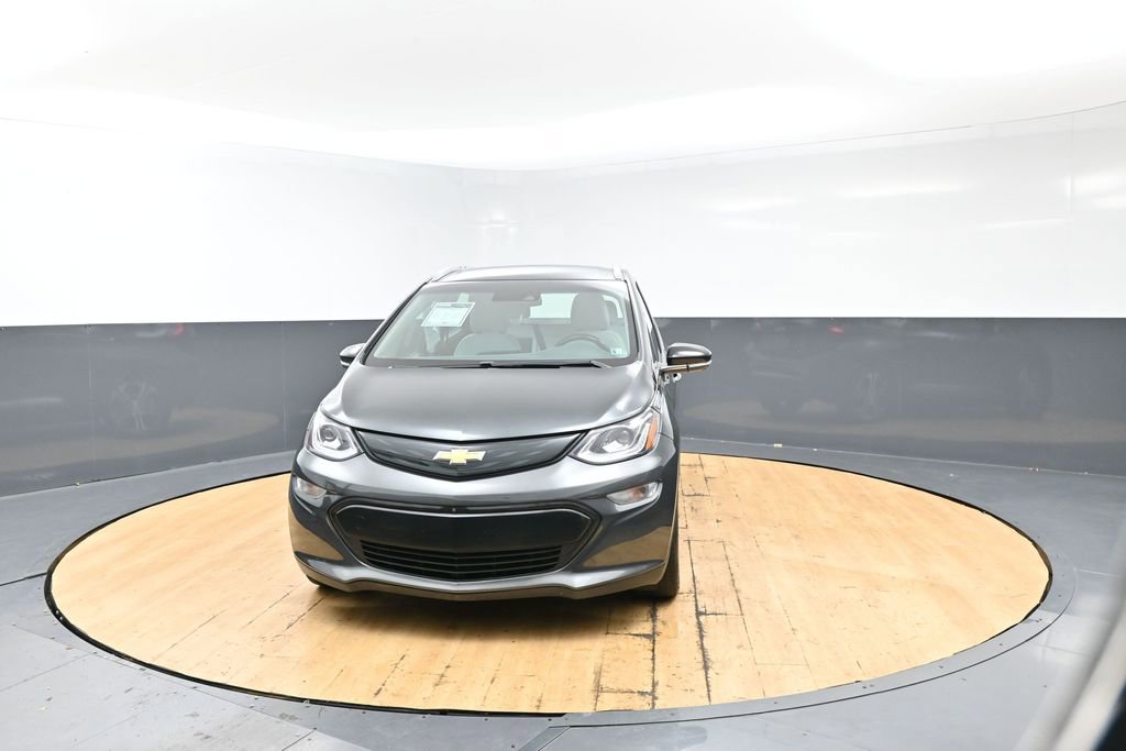 Used 2018 Chevrolet Bolt Premier w/ Driver Confidence II Package image 4