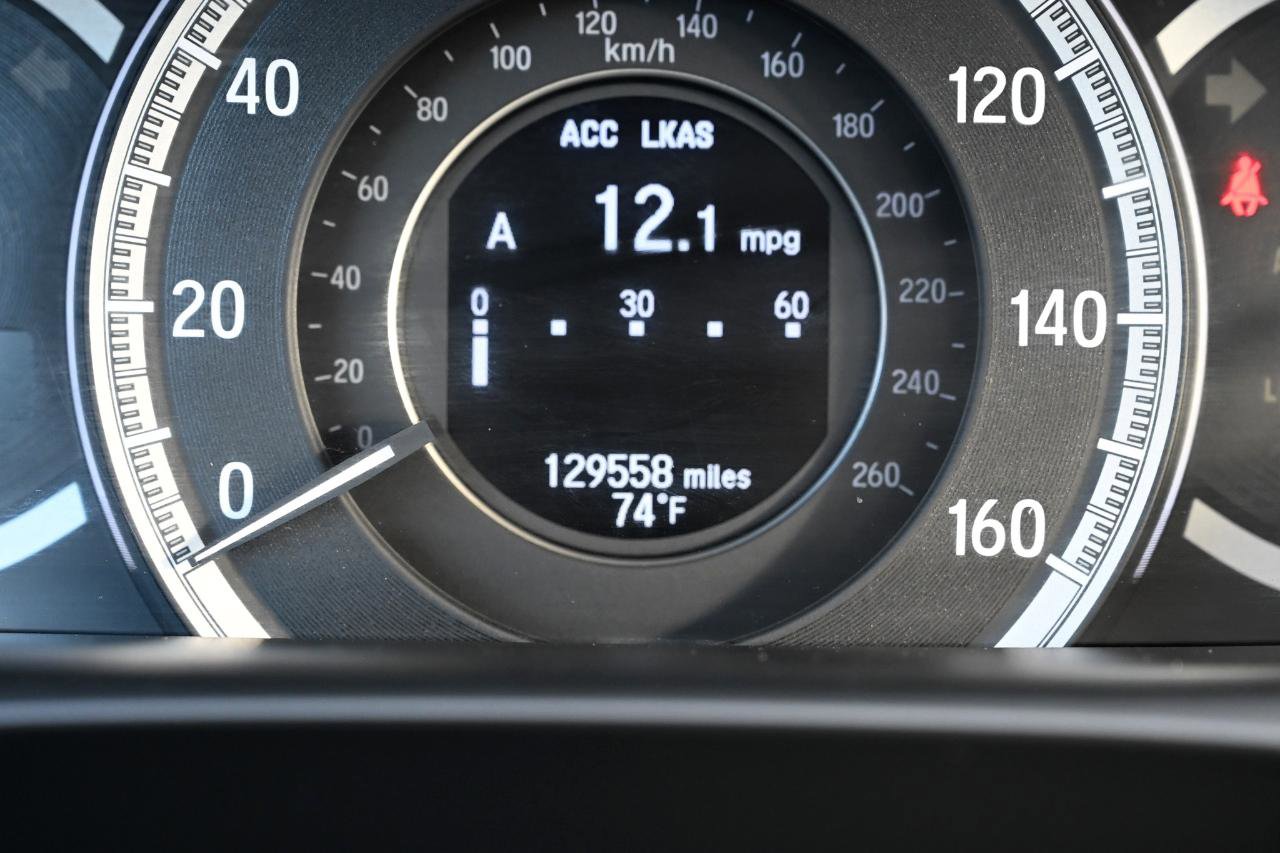 Used 2016 Honda Accord Touring image 16