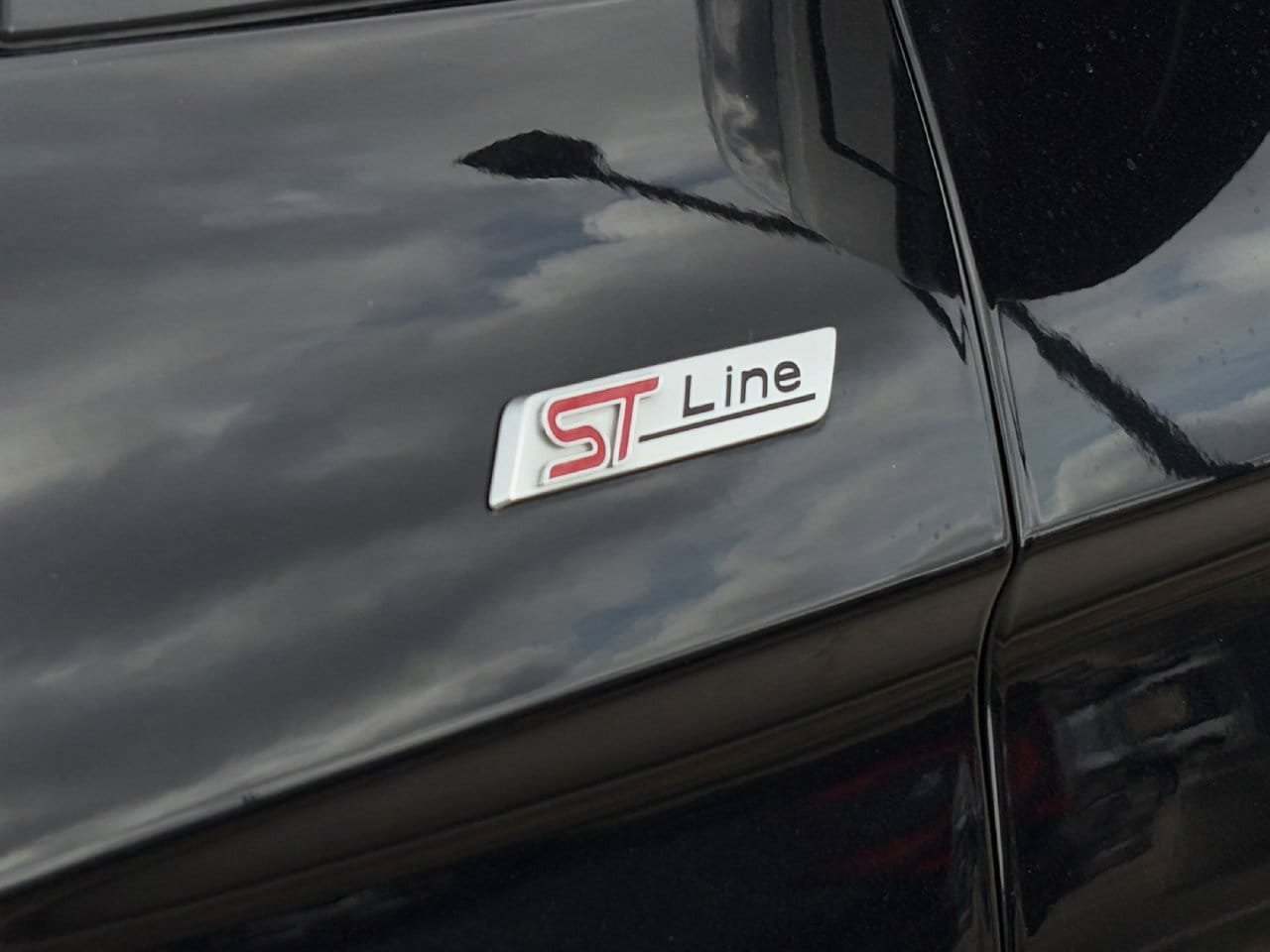 Used 2023 Ford Edge ST-Line AWD/4WD image 34