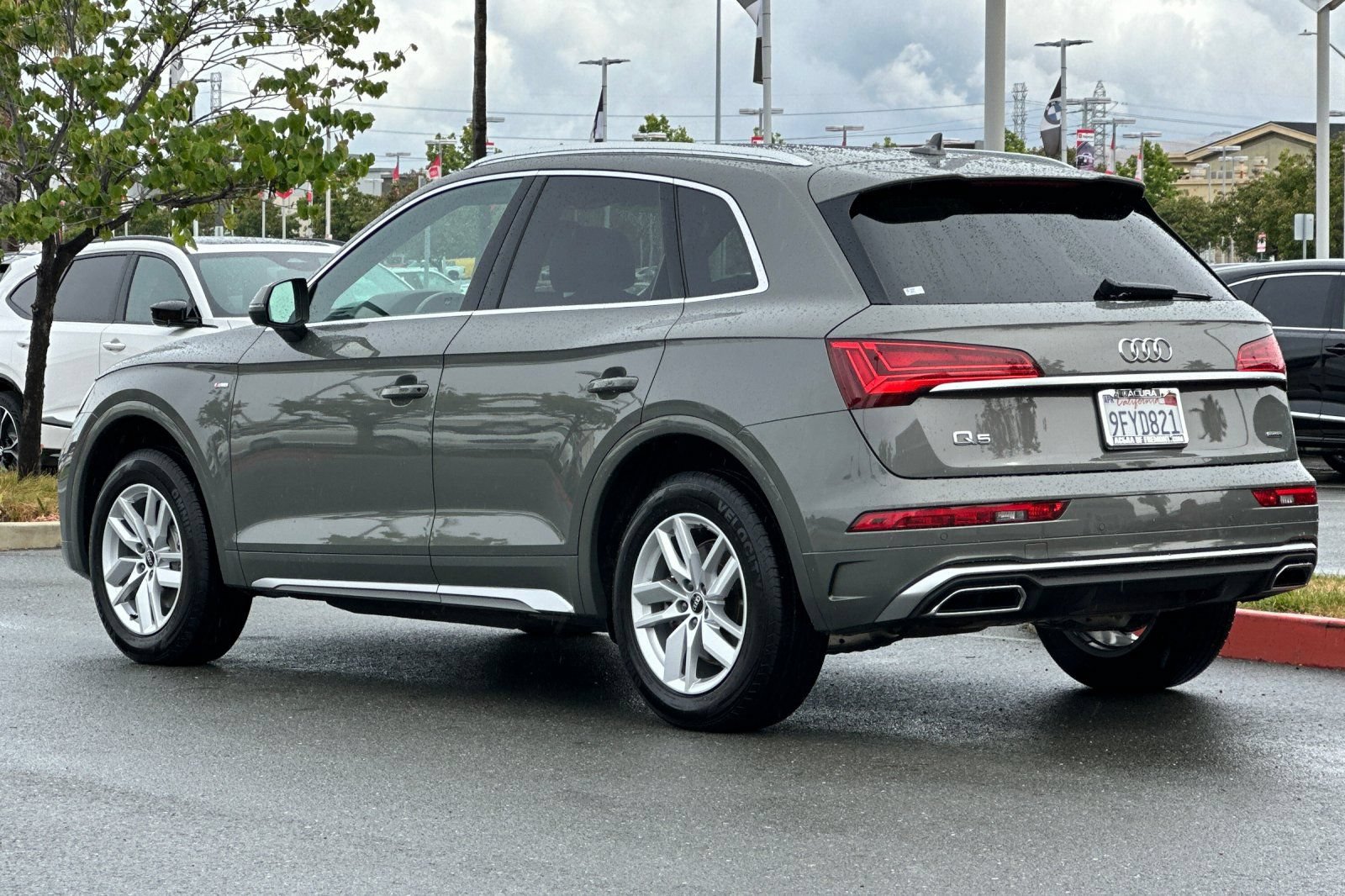 Used 2023 Audi Q5 2.0T Premium w/ Convenience Package AWD/4WD image 6