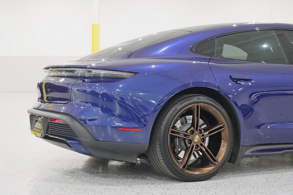 Used 2020 Porsche Taycan Turbo AWD/4WD image 10