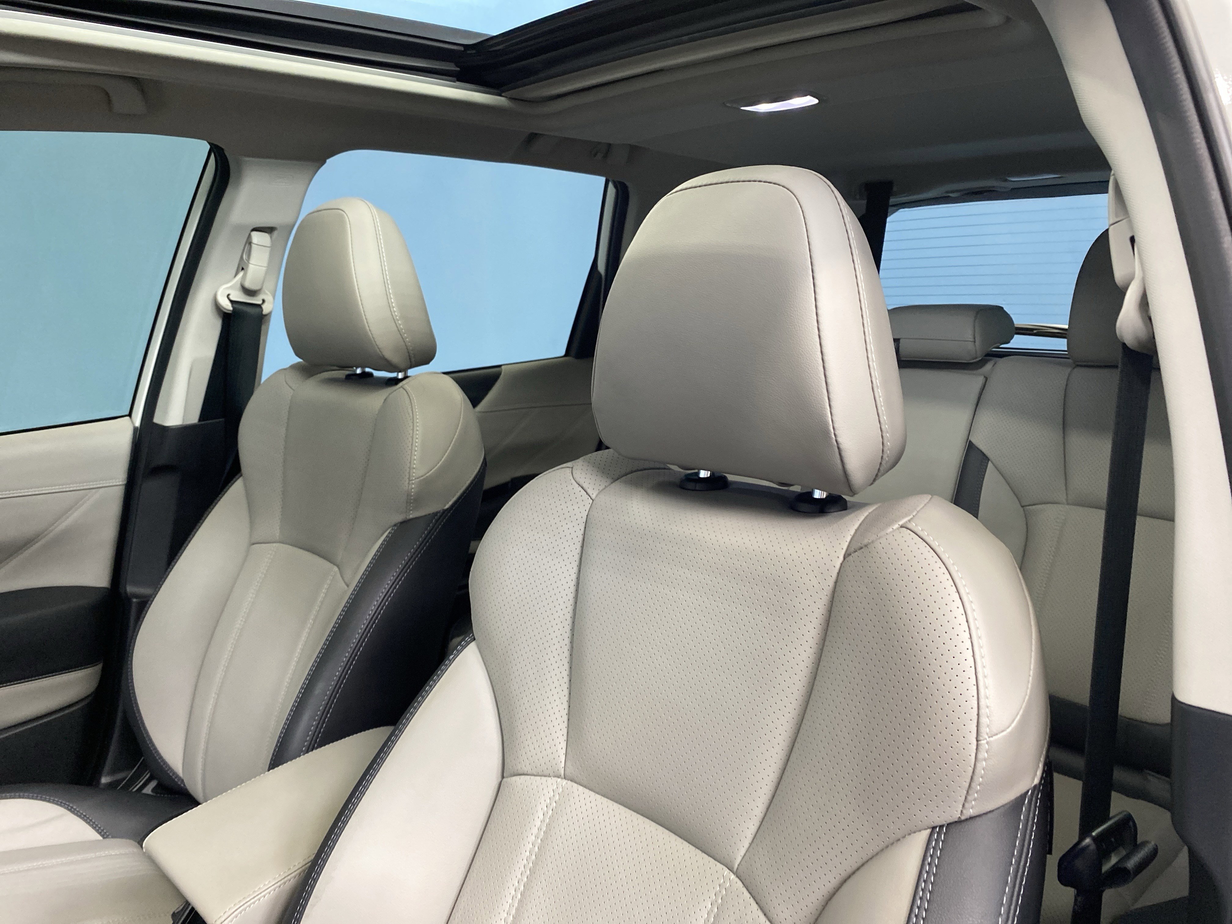 Used 2024 Subaru Forester Limited image 8