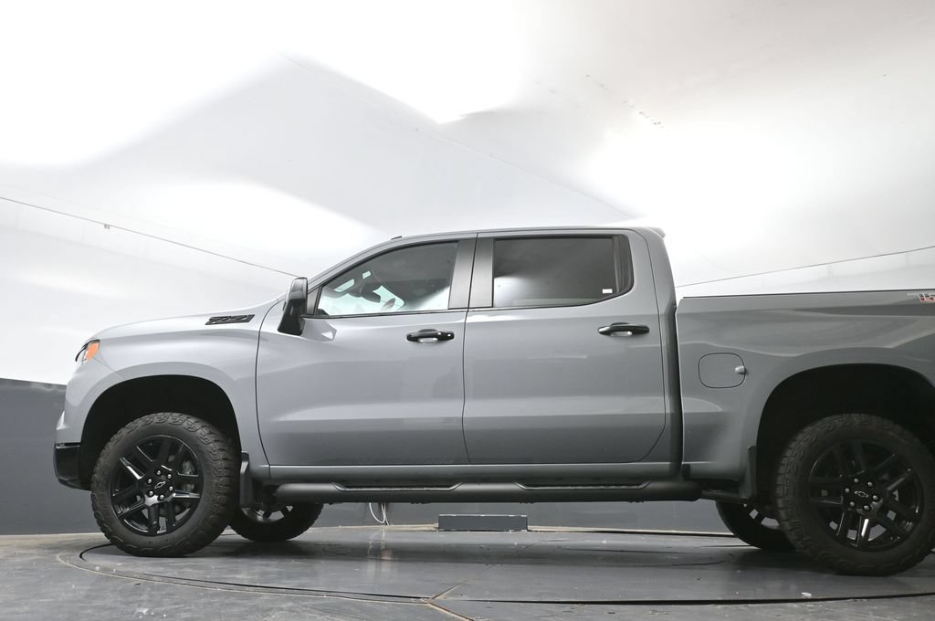 Used 2024 Chevrolet Silverado 1500 LT Trail Boss w/ LT Trail Boss Premium Package AWD/4WD image 54