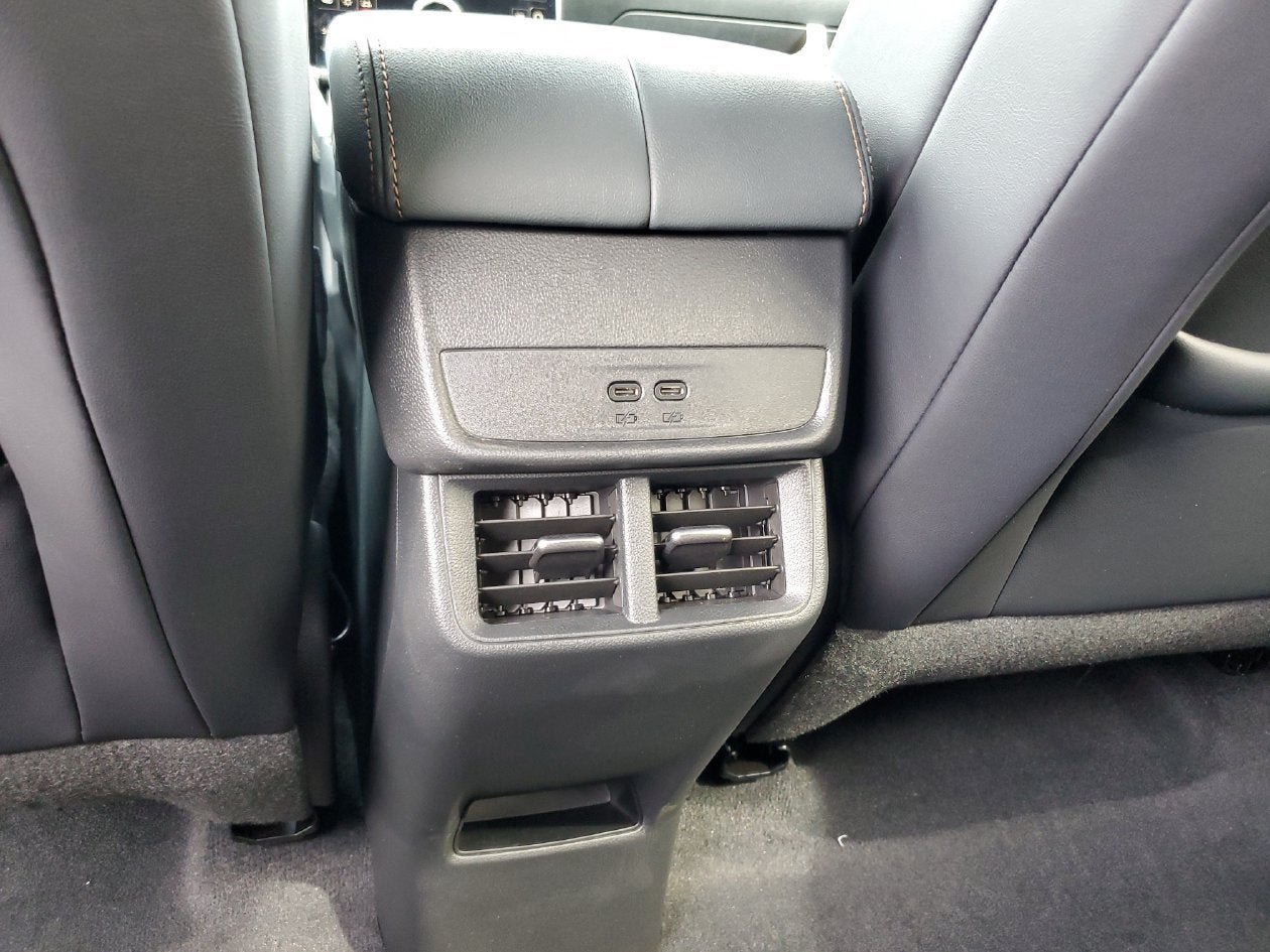New 2027 GMC Terrain AT4 w/ Technology Package II AWD/4WD image 16