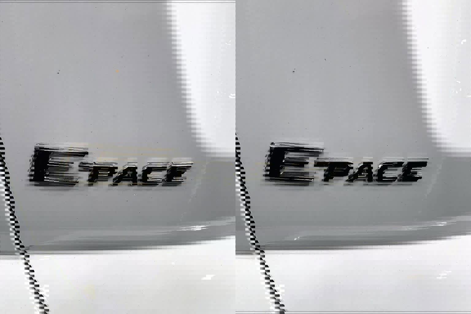 Used 2020 Jaguar E-PACE Checkered Flag image 10