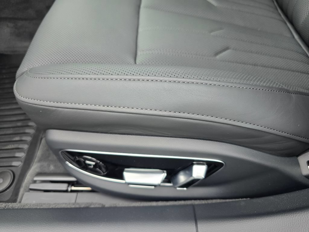 New 2026 Audi A8 L 3.0T AWD/4WD image 18