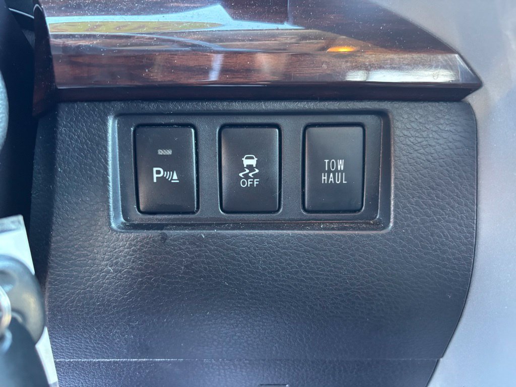 Used 2015 Toyota Tundra Limited w/ Limited Premium Package AWD/4WD image 42