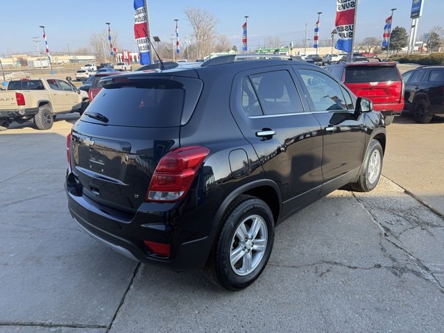 Used 2019 Chevrolet Trax LT w/ LT Convenience Package image 5