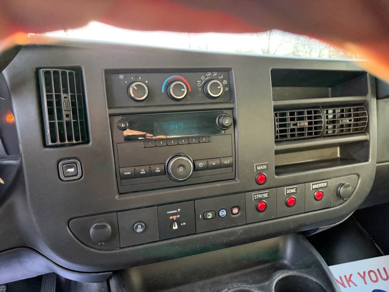 Used 2014 Chevrolet Express 2500 RWD image 24