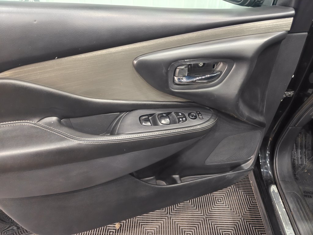 Used 2018 Nissan Murano S FWD image 40