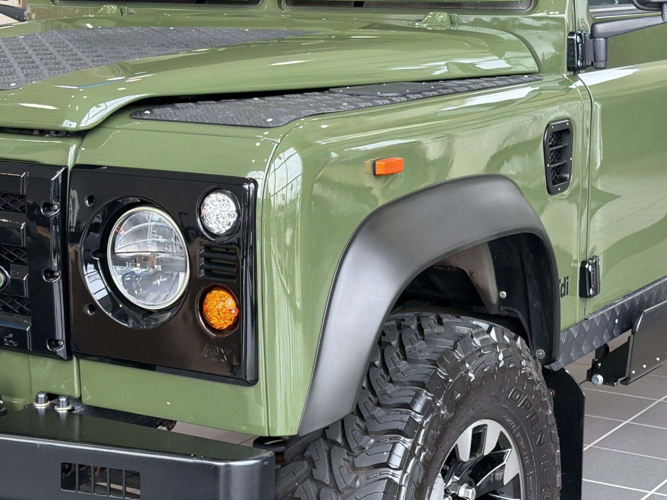 Used 1994 Land Rover Defender 90 image 9