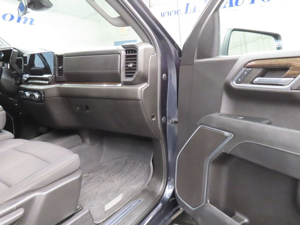 Used 2023 GMC Sierra 1500 SLE w/ Preferred Package image 22