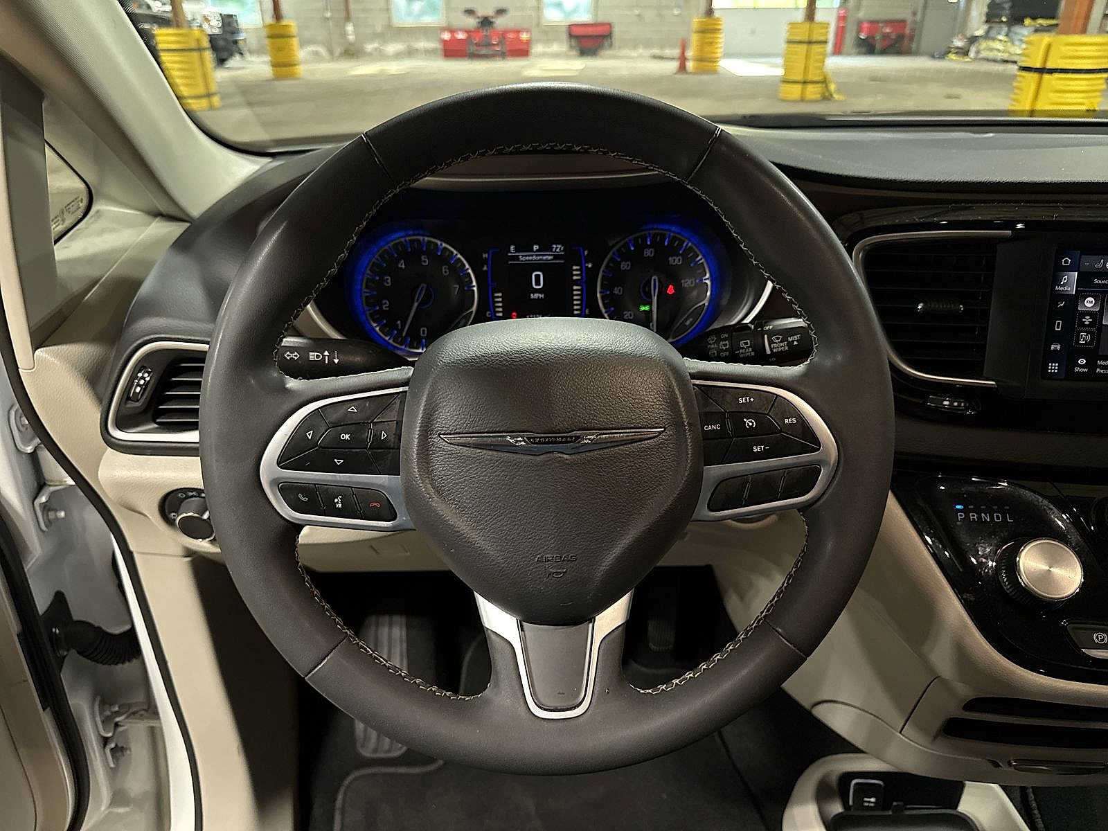 Used 2023 Chrysler Voyager LX FWD image 19