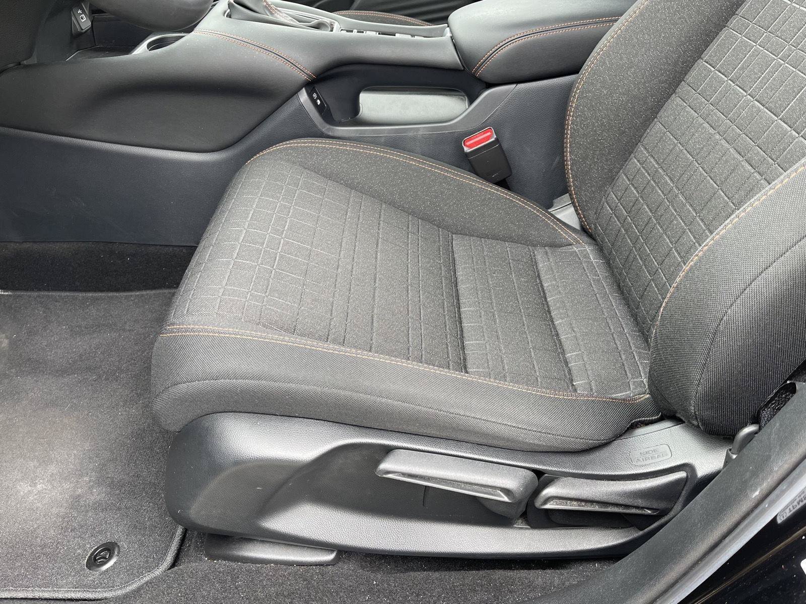 Used 2024 Honda HR-V Sport image 3