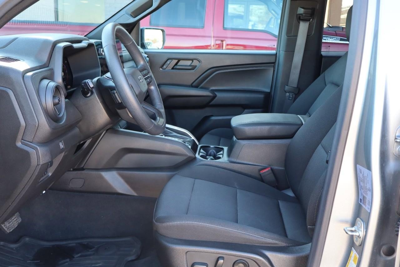 Used 2024 Chevrolet Colorado Trail Boss w/ Advanced Trailering Package image 13