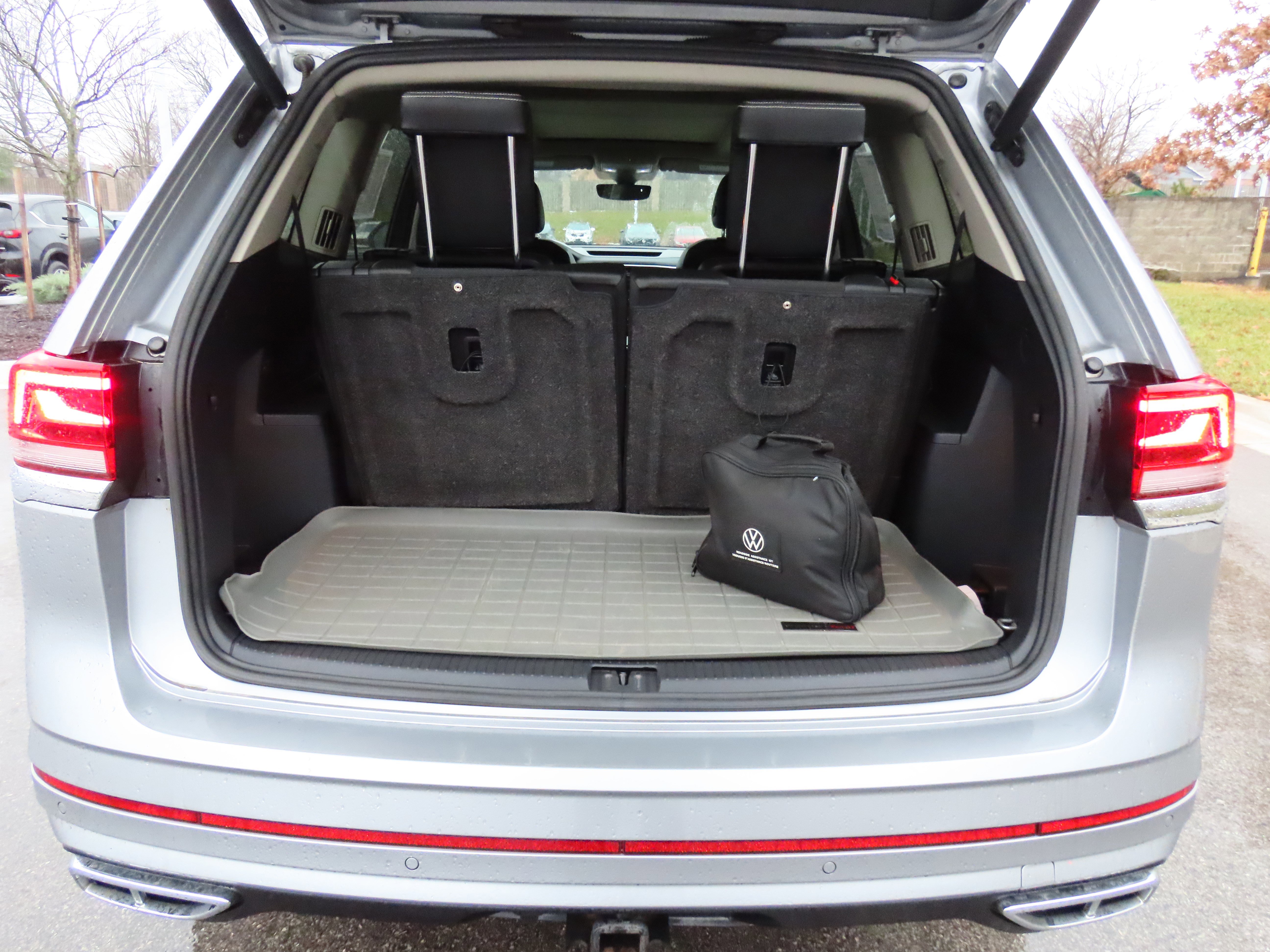 Used 2021 Volkswagen Atlas SEL Premium image 22