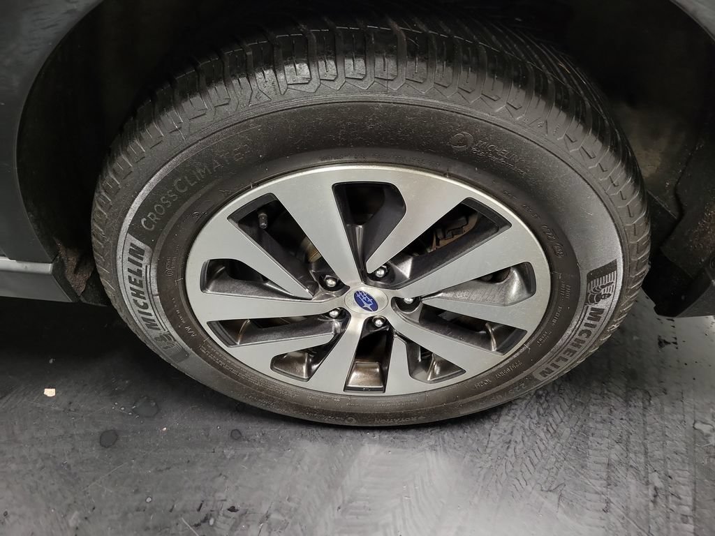 Used 2021 Subaru Outback Premium AWD/4WD image 10