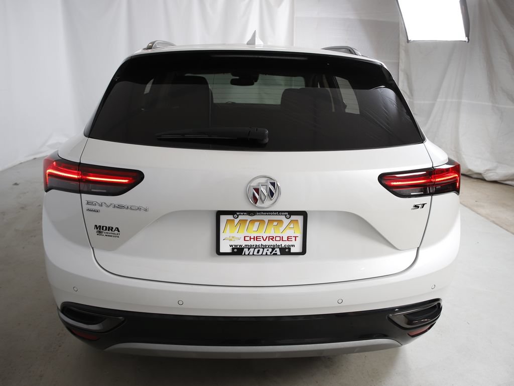 Used 2023 Buick Envision Essence w/ Sport Touring Package AWD/4WD image 4