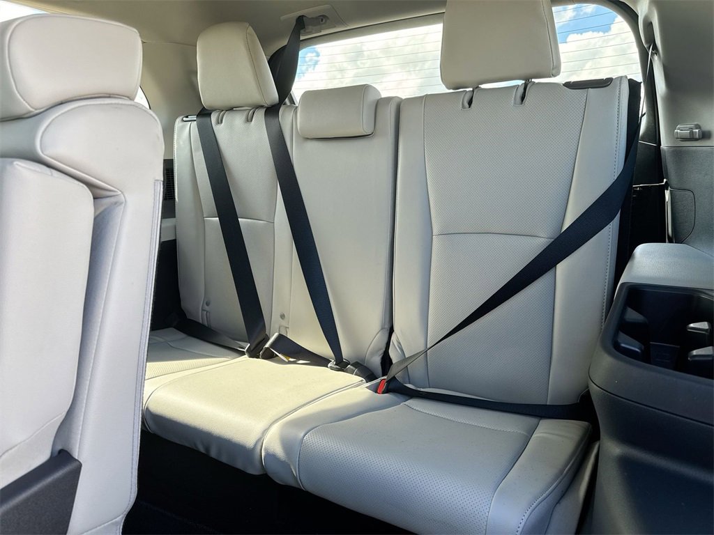 New 2026 Toyota Grand Highlander Limited image 30