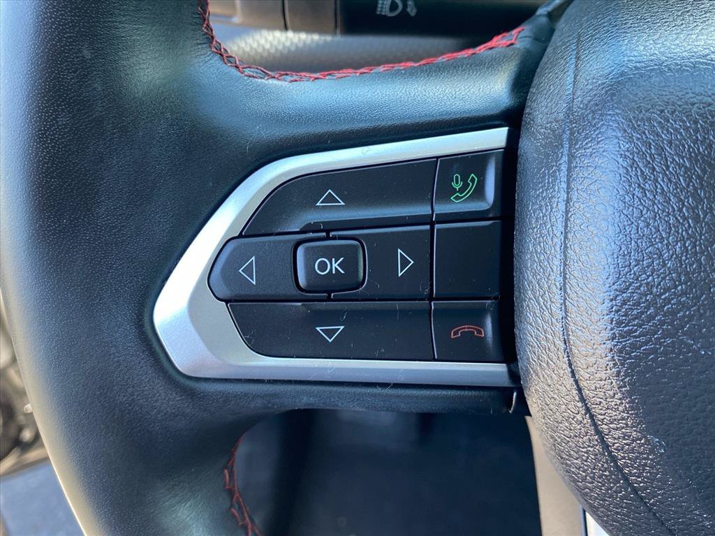 Used 2022 Jeep Compass Trailhawk w/ Trailhawk Convenience Group AWD/4WD image 19