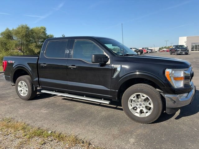 Certified 2022 Ford F150 XLT w/ Equipment Group 301A Mid AWD/4WD image 3